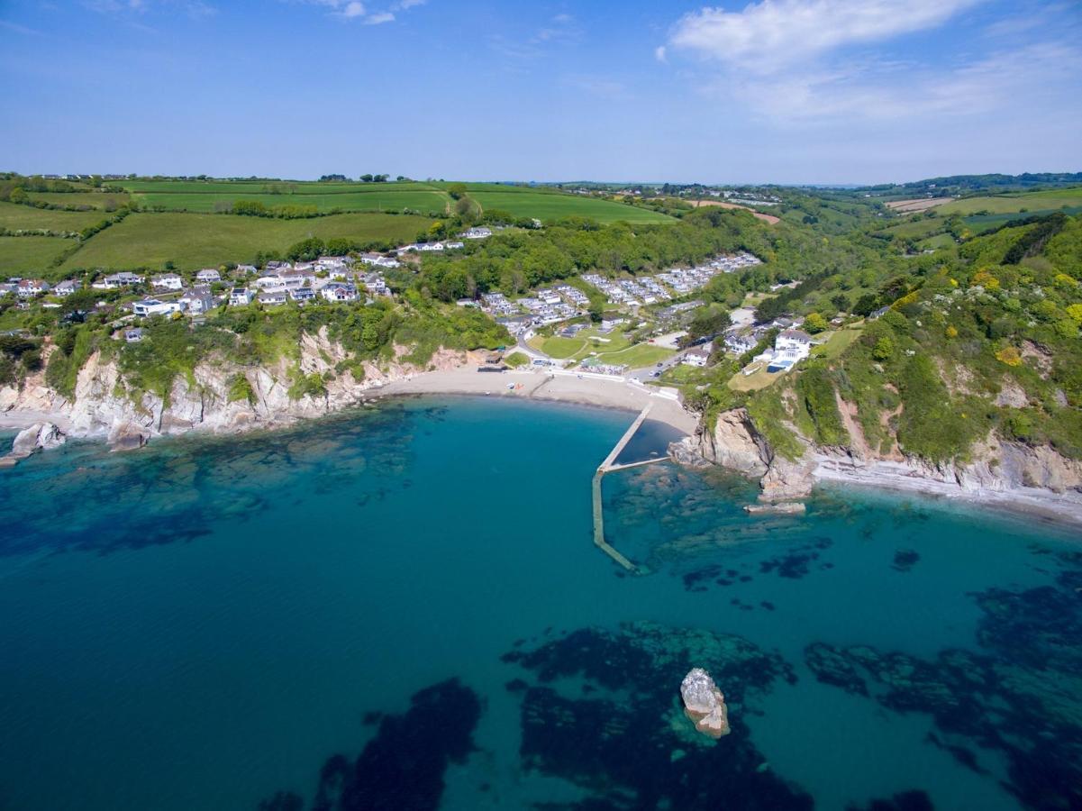 Millendreath Beach Resort Looe Exterior photo